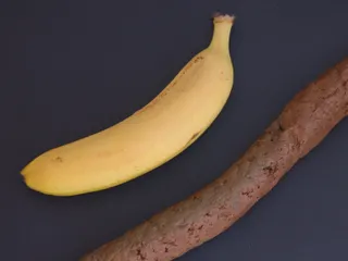 банан с арангутаном