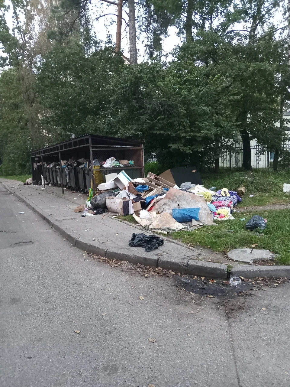 Фото на стене